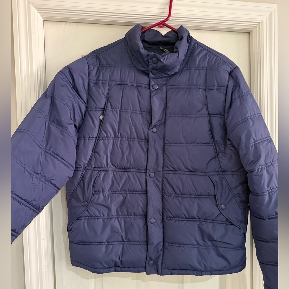 Gap men’s thick puffer jacket! Size L